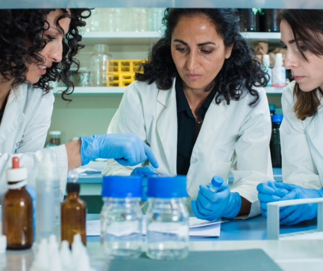 Ecuadorians who made contributions to science 